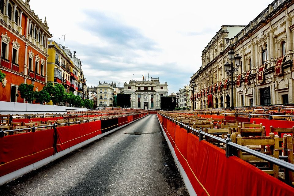 Elementos imprescindibles para una procesión de Semana Santa